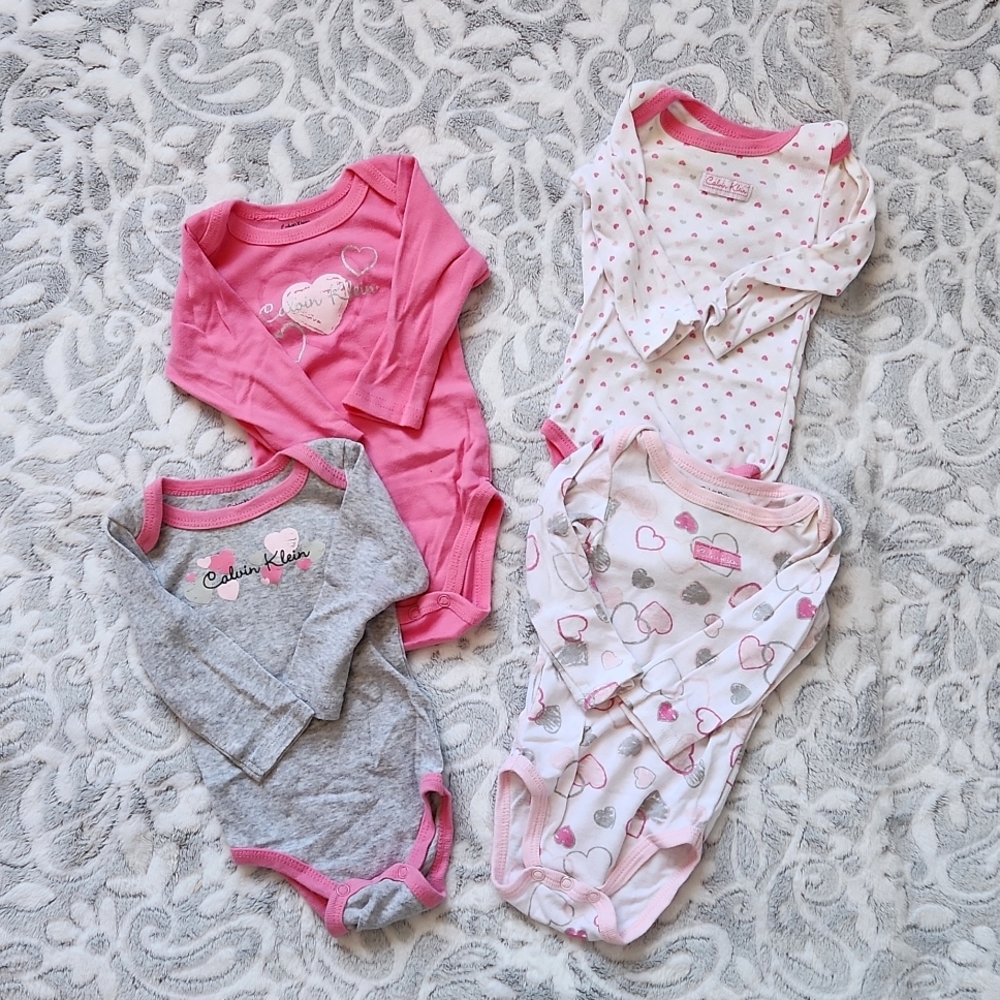 Calvin Klein baby girl set 0-3 months